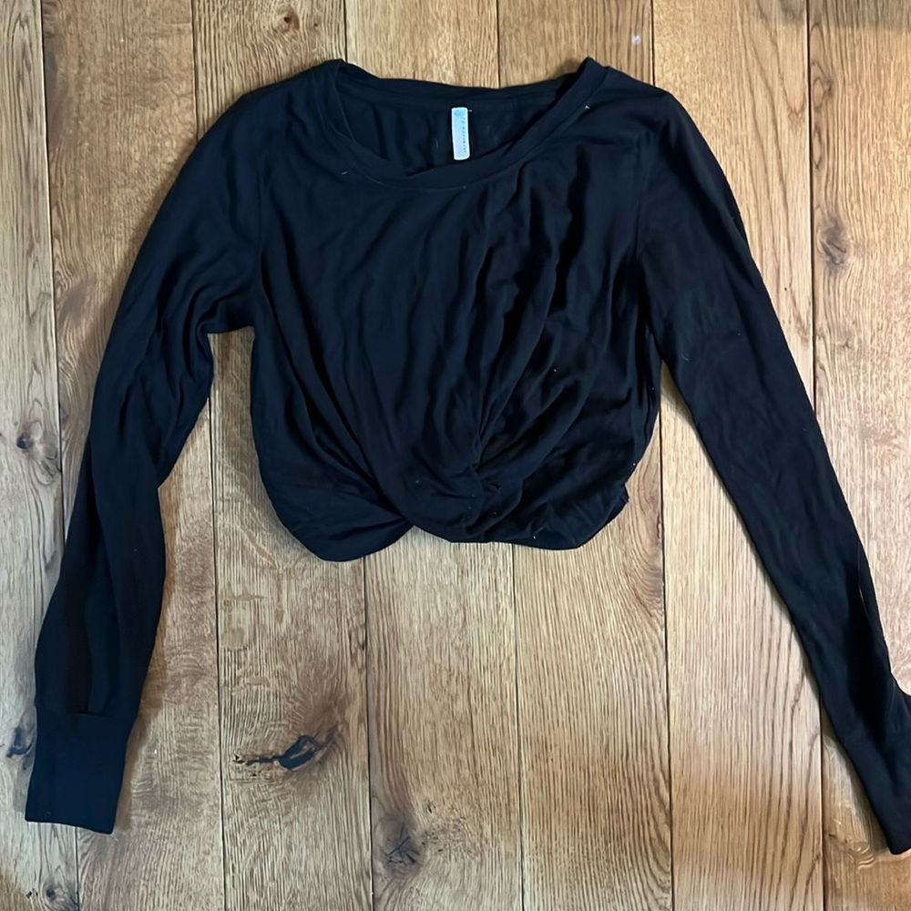 Free people small cross over crop